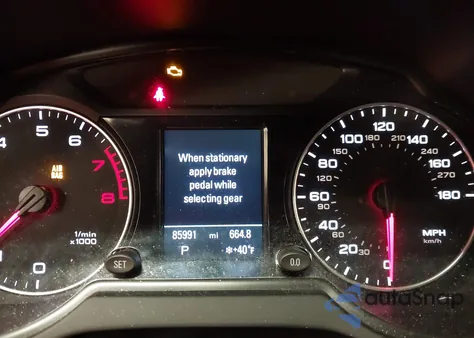 2012 Audi Q5 3.2 Premium Plus z USA, uszkodzony, nr VIN WA1DKAFP9CA105506